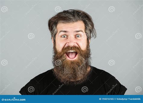 Cara De Sonrisa Del Hombre Feliz Joven Sonriente Y Guapo Con Barba