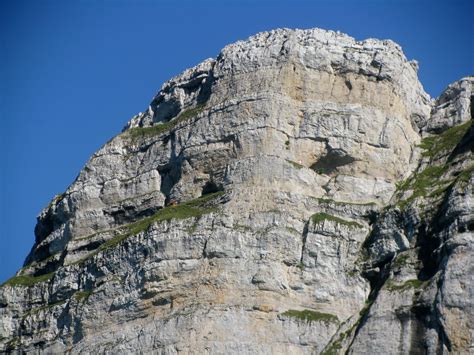 Sieben Hengste Martismaurerloch Im Berner Oberland Im Ka Flickr