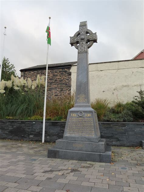 Llangollen War Memorial Terracotta Buff Flickr