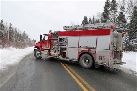 Accident la route 275 est fermée à la hauteur de Saint Benjamin