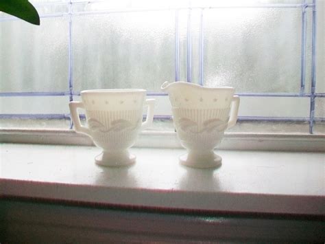 Fostoria Milk Glass Sugar And Creamer Wistar Betsy Ross Vintage 1950s