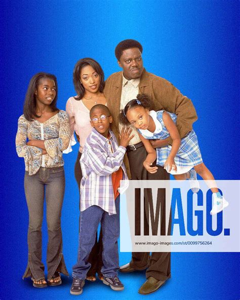 Bernie Mac Show Camille Winbush Kellita Smith Jeremy Suarez Bernie Mac Dee Dee Davis Season 2