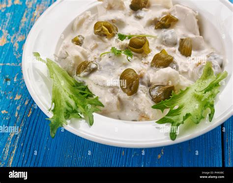 Salsa de alcaparras Stock Photo - Alamy