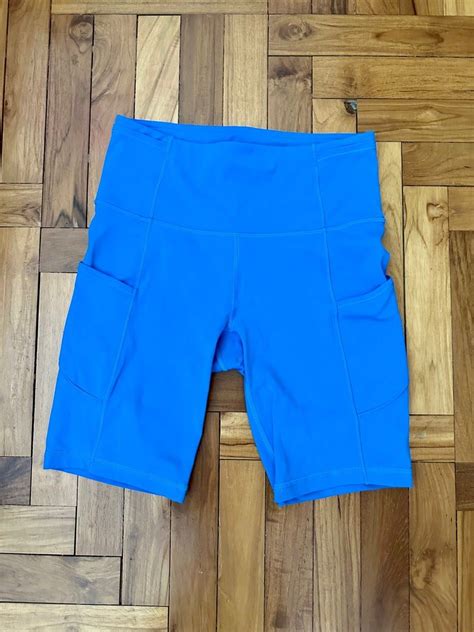 Lululemon - Bike Shorts - Sz 4, Women's Fashion, Activewear on Carousell