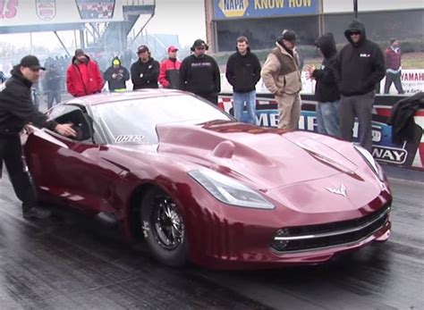 4 000 HP Corvette Mixes Twin Turbo Hemi Muscle And Small Tires