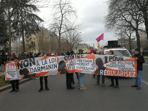 Flore Delain On Twitter Rt Sudeducparis Manifestation Contre La