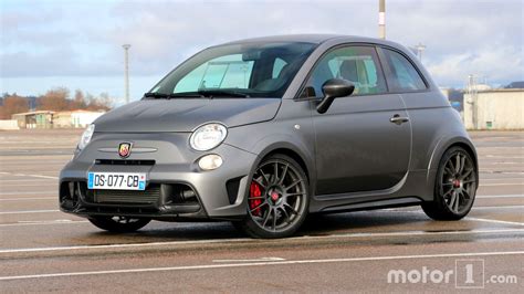 Essai Abarth 695 Biposto La Plus Petite Des Supercars