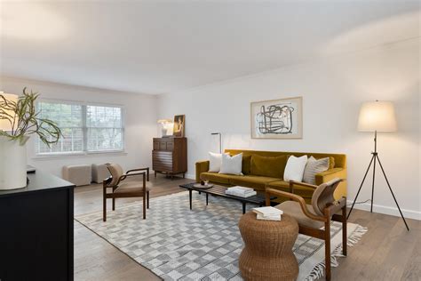 4585 Gateway Dr, Upper Arlington, OH 43220 - MLS 223008867 - Coldwell