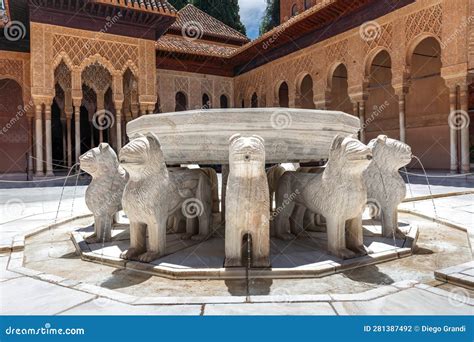 Fountain Of Court Of The Lions Patio De Los Leones At Nasrid Palaces