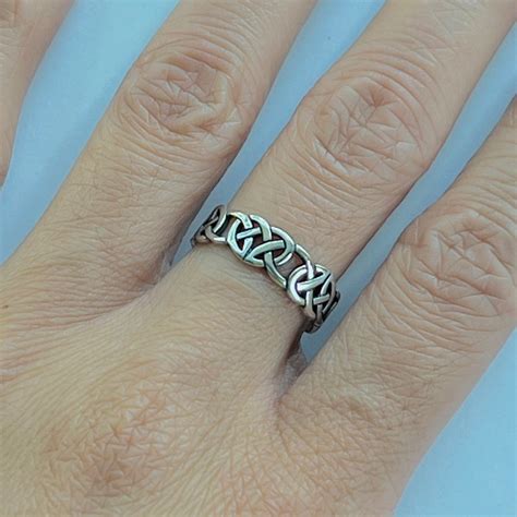 Sterling Silver Celtic Trinity Knot Celtic Trinity Knot Band Etsy