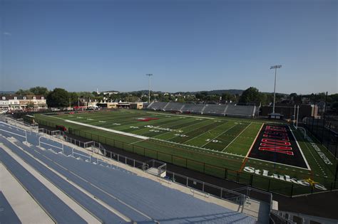 Easton football’s new Cottingham Stadium makes a successful debut to a big crowd – The Morning Call