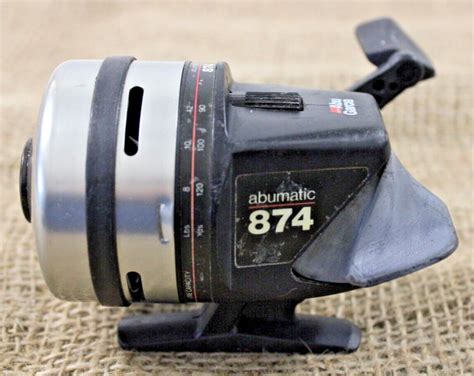 Abu Garcia AbuMatic 874 Spincast Casting Push Button Fishing Reel