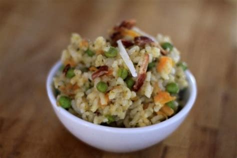 Baked risotto with bacon and peas | Foodlets