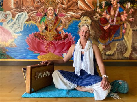 Melissa Studio Wisdom Flow Yoga Joyful Movement On Maui Hawaii