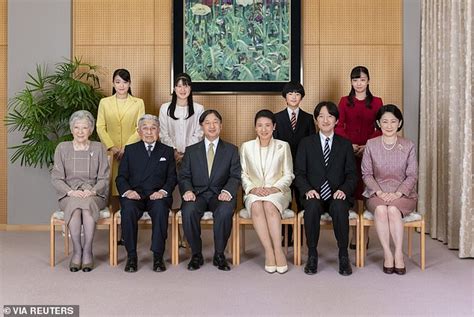 Japan's royal family beam and laugh as they pose for New Year's family ...