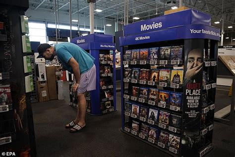 Best Buy Will Stop Selling Dvd And Blu Ray In Its Stores After The