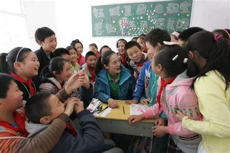 女大学生去山区支教一定要注意安全