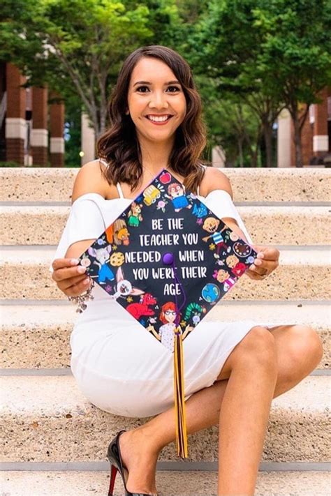 23 Creative College Graduation Cap Ideas - Its Claudia G