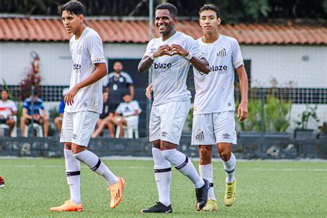 Renyer Marca E Santos Vence O Jabaquara Pelo Campeonato Paulista Sub 20