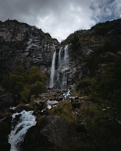 Block Waterfalls · Free Stock Photo