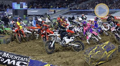 VÍDEO Melhores momentos da 3ª etapa do AMA Supercross em San Diego