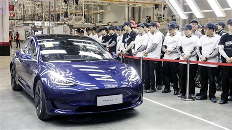 TESLA MODEL 3 ESTREARÁ UM NOVA VERSÃO MADE IN CHINA PlanetCarsZ