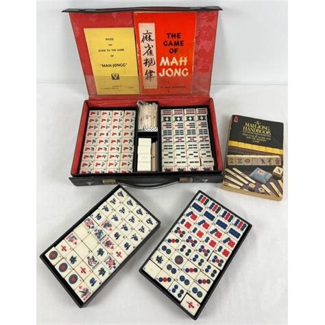 A Vintage H P Gibson Sons Ltd Mah Jong Set In Original Ca In