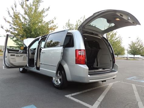 2010 Dodge Grand Caravan Sxt Power Sliding Doors Stow And Go New Tires