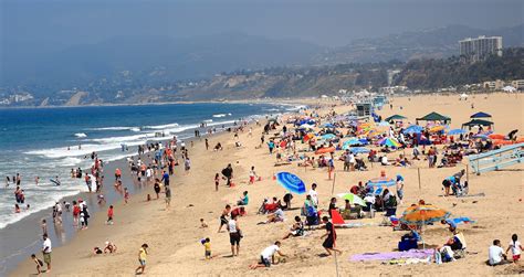 Broad Beach in Malibu, CA - California Beaches