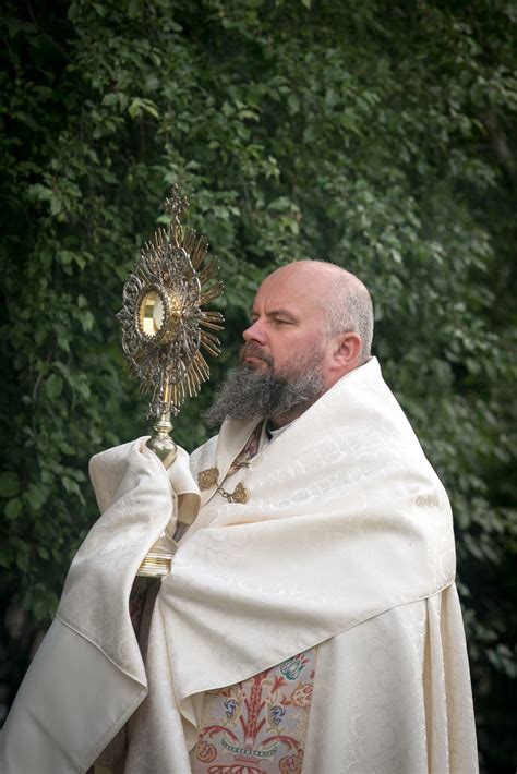 Ksiądz Robert proboszczem parafii w Świeszynie AKTUALIZACJA