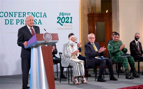 Señala AMLO que Televisa permitió transmitir en la mañanera los