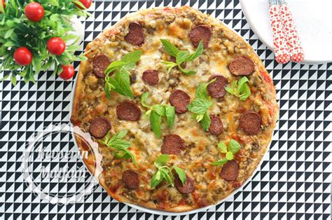 sucuklu pizza tarifi tarifleri Kevserin Mutfağı Pratik Tarifler