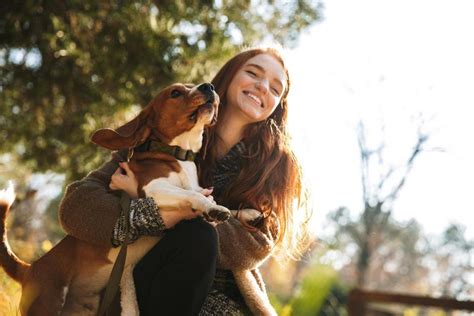 Descubra Porque Cachorro Lambe O Dono E O Que Isso Significa