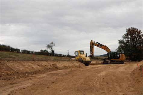 Dompierre Les Ormes Premiers Coups De Pelle Pour Le Futur Lotissement