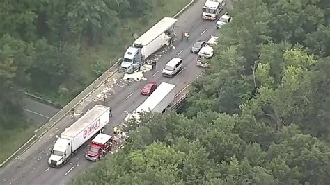 Massive Backups After Trucks Crash On 495