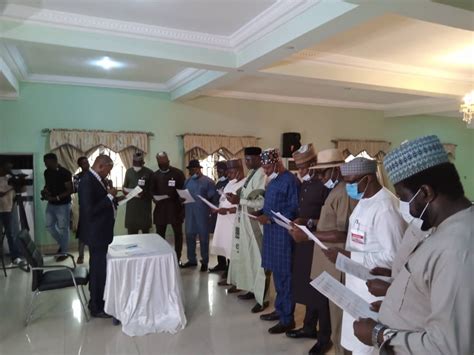 Breaking Obaseki In Trouble As 12 Apc Members Are Sworn Into Edo