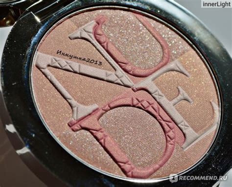 Пудра хайлайтер Dior Diorskin Nude Shimmer Эффект обнаженной кожи окруженной сиянием