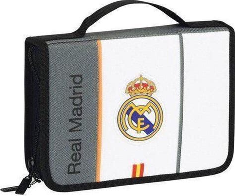 Real Madrid Etui 21x15 Cm Gevuld 34 Stuks Bol