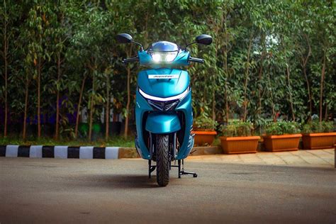 TVS Jupiter Drum SmartXonnect On Road Price RTO Insurance Features