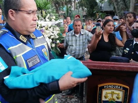 Polic A De Honduras Despide A Compa Ero Asesinado En Enfrentamiento