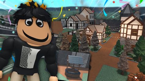 Building Bloxburg Interior Medieval Houseswishing Well In My Castle Project Youtube