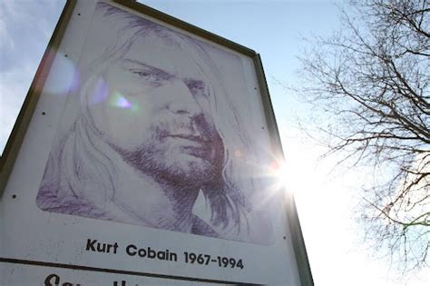 Gitaar Kurt Cobain Levert Ruim Miljoen Dollar Op Bij Veiling