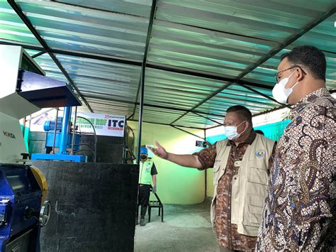 Anies Paksa Perusahaan Bisa Kelola Sampah Sendiri Itc Cempaka Mas