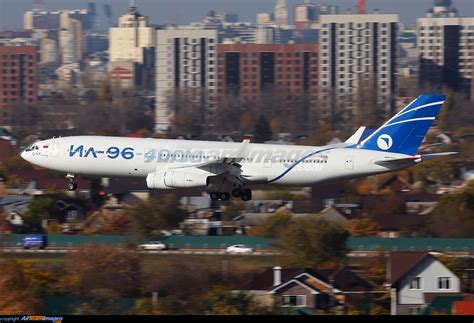 Ilyushin Il-96-400M - Large Preview - AirTeamImages.com