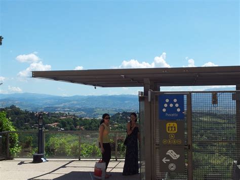 Perugia Ascensore Del Pincetto Fermo Per Tutto Il Weekend Attivate Le