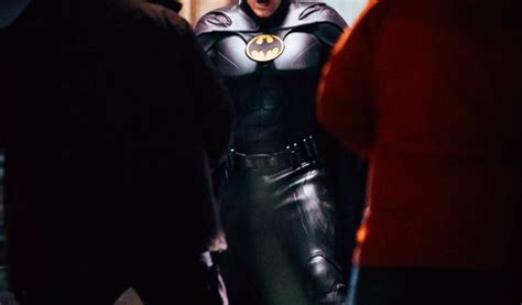 Michael Keaton S New Batman Costume The Movie Blog