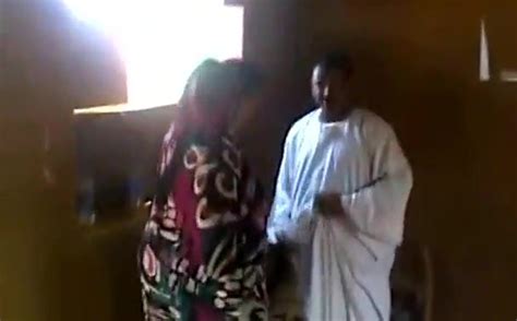 Desi Mature Aunty Affair With Neighbour Ancle ThisVid