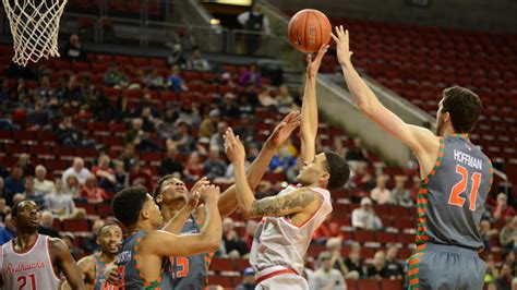 Seattle University Men’s Basketball Team Fights Until the End – The ...