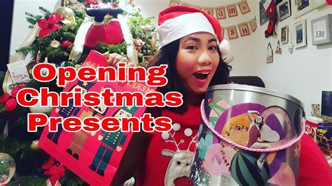 Vlogmas Day 25 Opening Christmas Presents Youtube