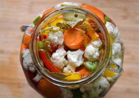 Les Meilleures Recettes De Pickles De L Gumes Atelier Des Chefs